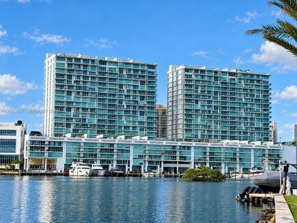 400 Sunny Isles Blvd , Unit 403, Sunny Isles Beach, FL 33160