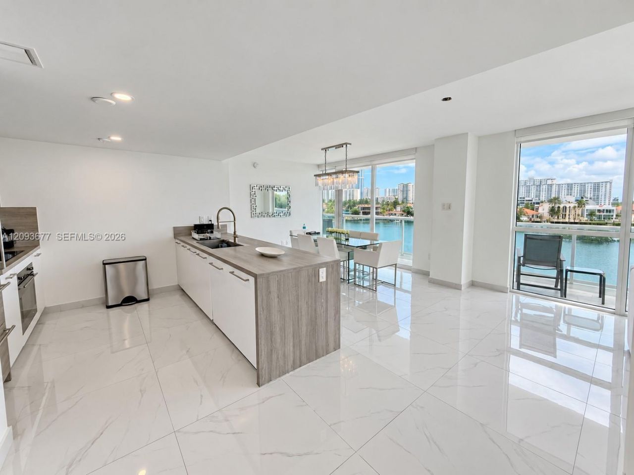400 Sunny Isles Blvd , Unit 403, Sunny Isles Beach, FL 33160 Photo