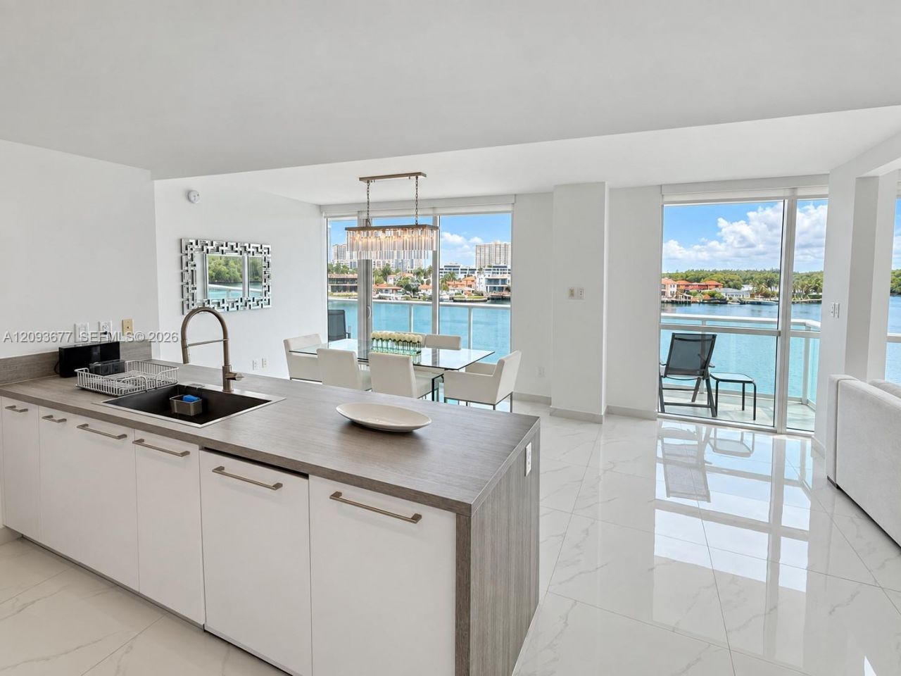 400 Sunny Isles Blvd , Unit 403, Sunny Isles Beach, FL 33160 Photo