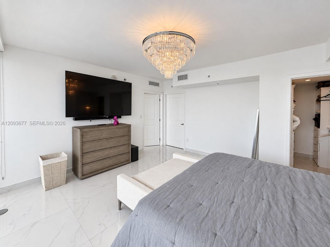400 Sunny Isles Blvd , Unit 403, Sunny Isles Beach, FL 33160 Photo