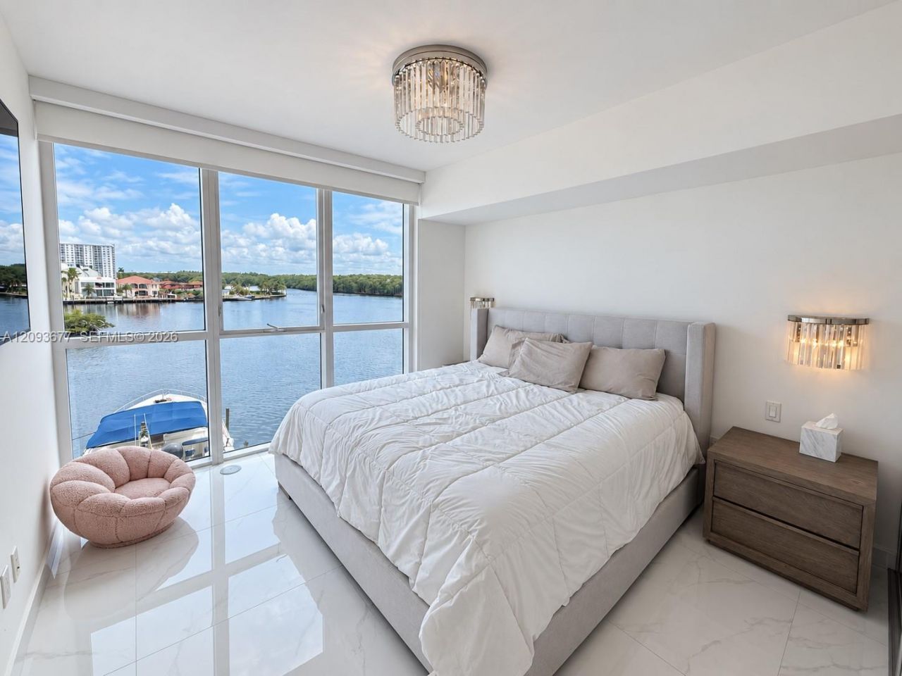 400 Sunny Isles Blvd , Unit 403, Sunny Isles Beach, FL 33160 Photo