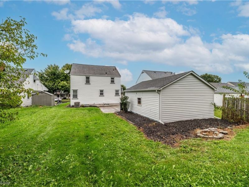 186 Creed Street, Struthers, OH 44471 Photo 4