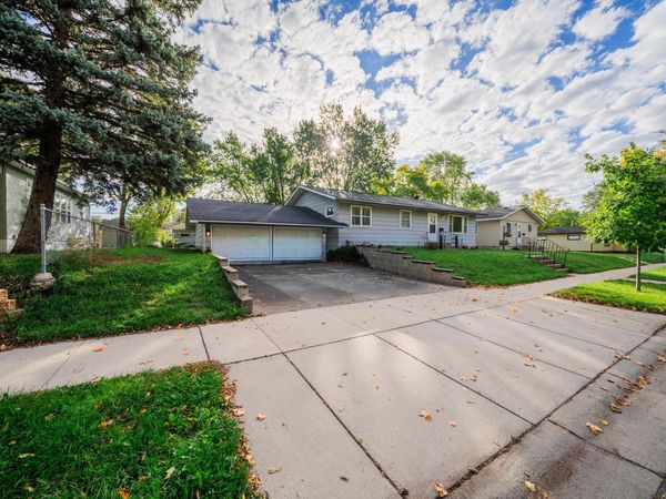 424 24th Avenue N, Saint Cloud, MN 56303
