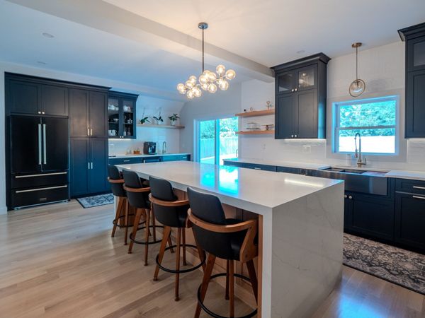 68 High St Ext, Lancaster, MA 01523