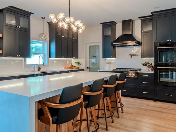 68 High St Ext, Lancaster, MA 01523