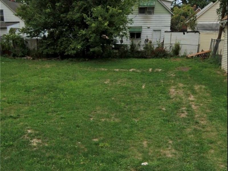 3270 W 34th Street, Cleveland, OH 44109 Photo 1