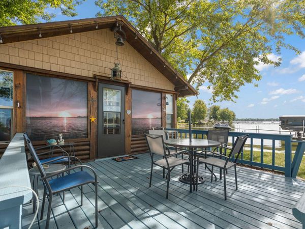 6047 S State Road 10 , Knox, IN 46534