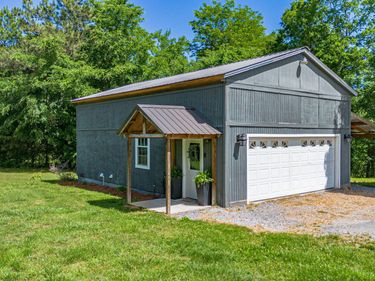 1423 Toy York Road, Benton, KY 42025
