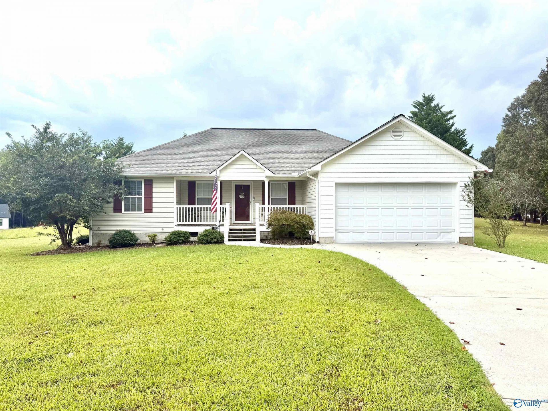 131 Cypress Lane, Crossville, AL 35962 Main Photo