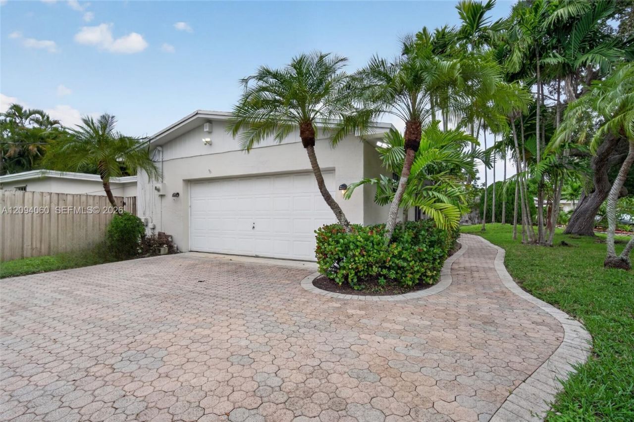 17435 SW 109th Ct, Miami, FL 33157 Photo
