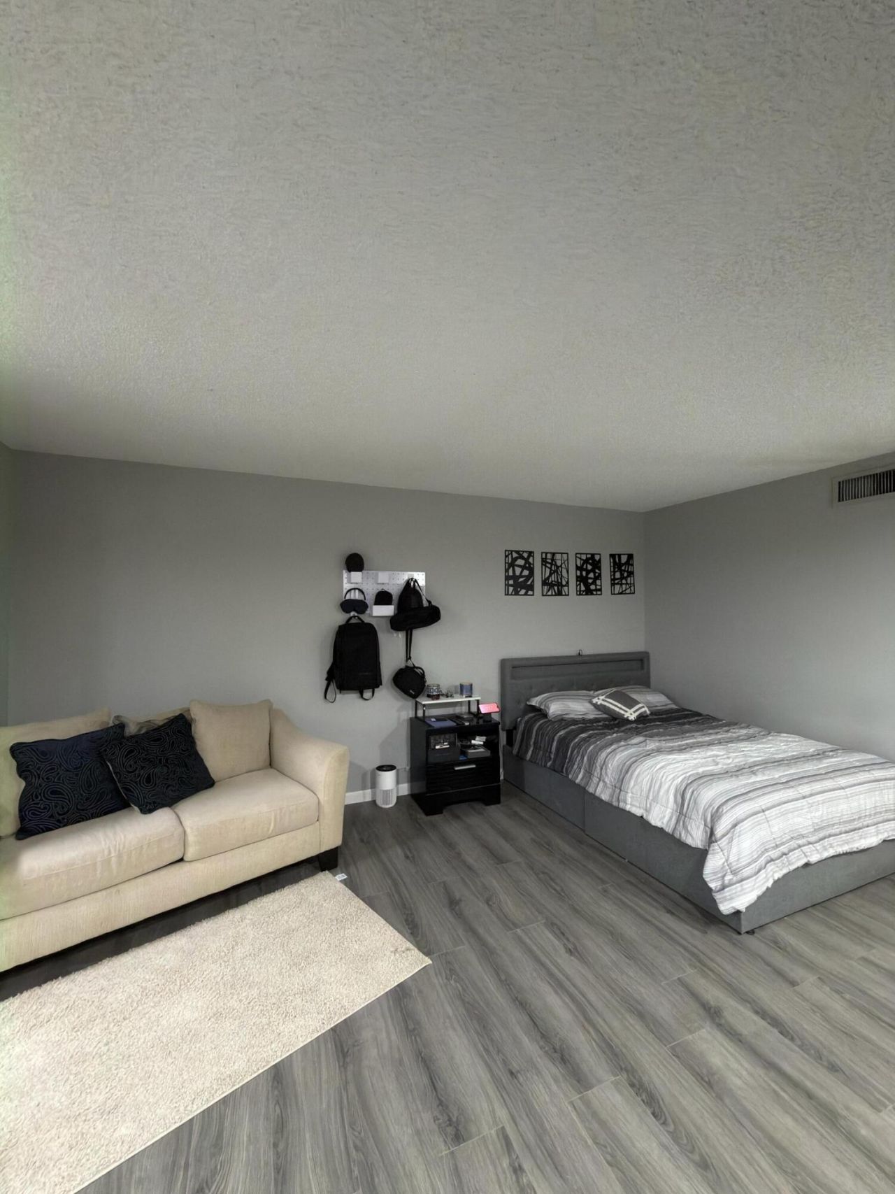 632 Springdale Circle, Palm Springs, FL 33461 Photo
