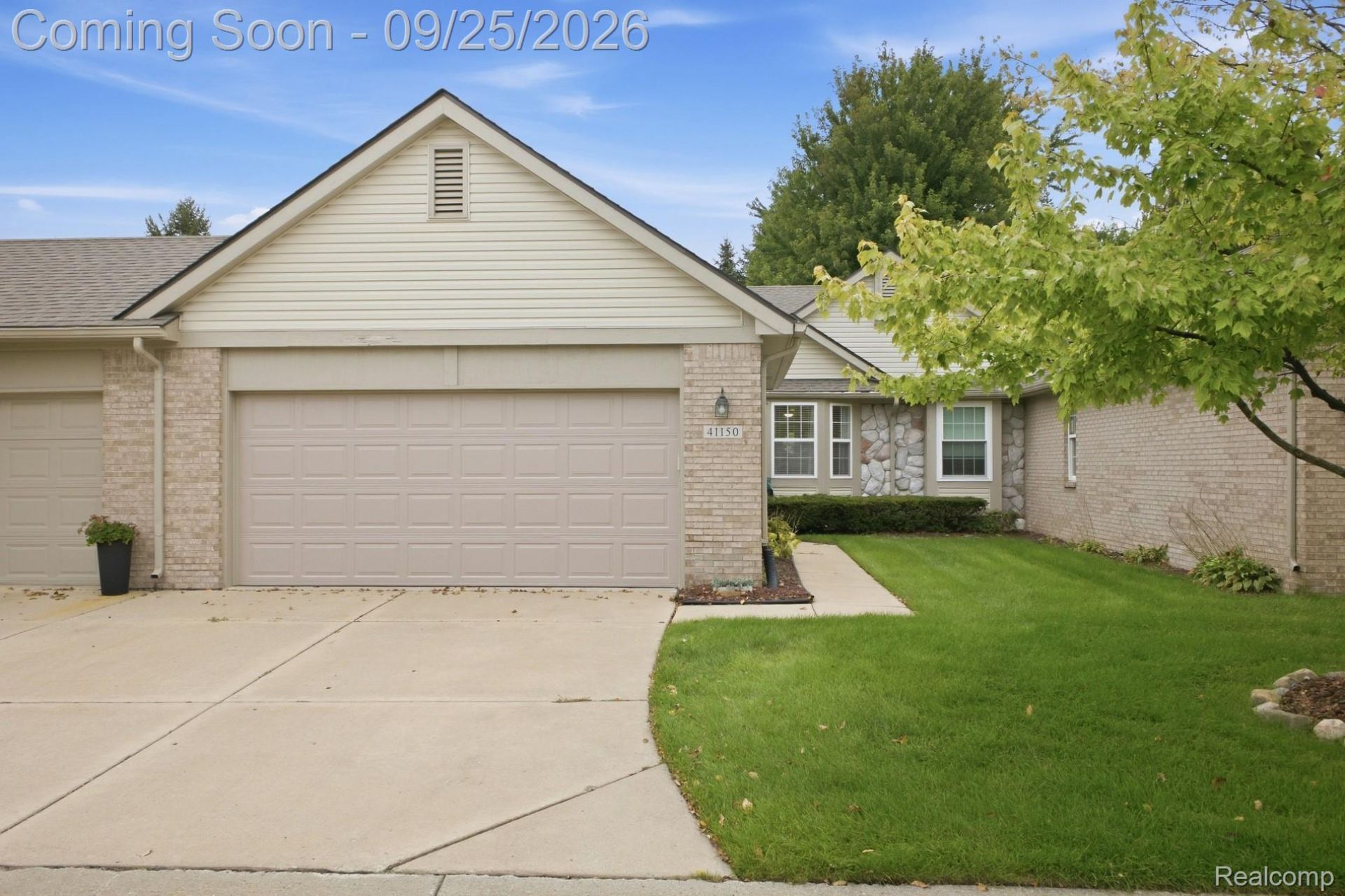 41150 Bermuda Drive, Sterling Heights, Mi 48314 Main Photo