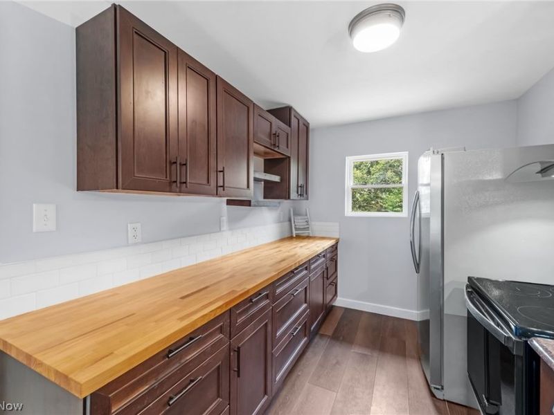 3379 Lake Street, Beloit, OH 44609 Photo 12