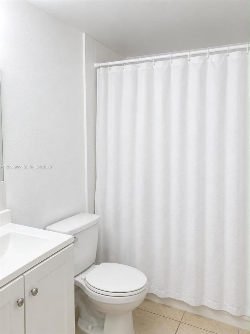 770 NE 128th St, Unit 102, North Miami, FL 33161 Photo