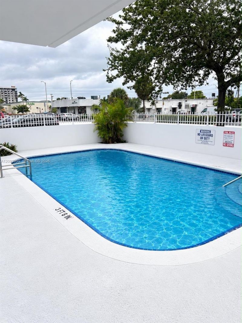 770 NE 128th St, Unit 102, North Miami, FL 33161 Photo