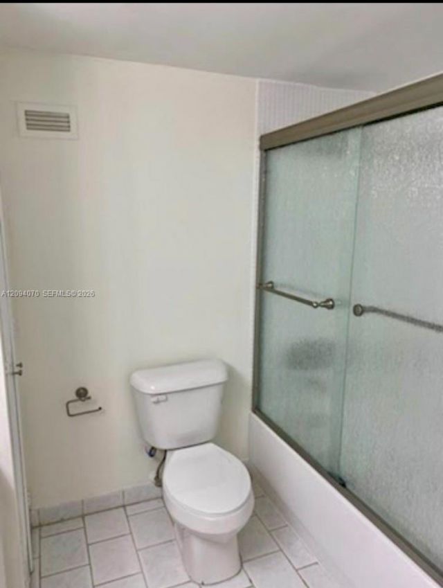 111 Golden Isles Dr, Unit E4, Hallandale Beach, FL 33009 Photo