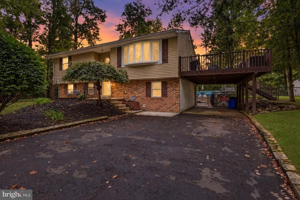 74 MIDWAY AVENUE, LANGHORNE, PA 19047
