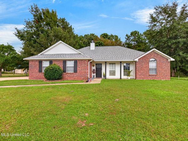 1413 Aubin Boulevard, Gautier, MS 39553