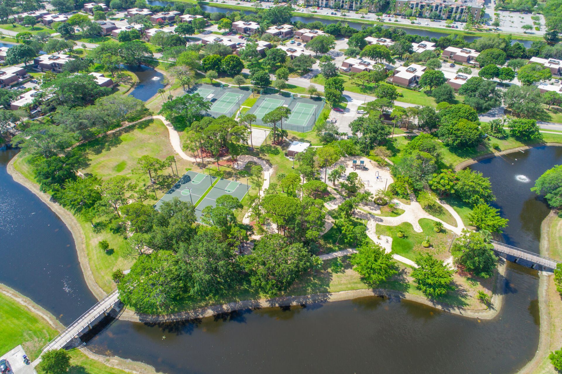 717 7th Lane, Palm Beach Gardens, FL 33418 Photo