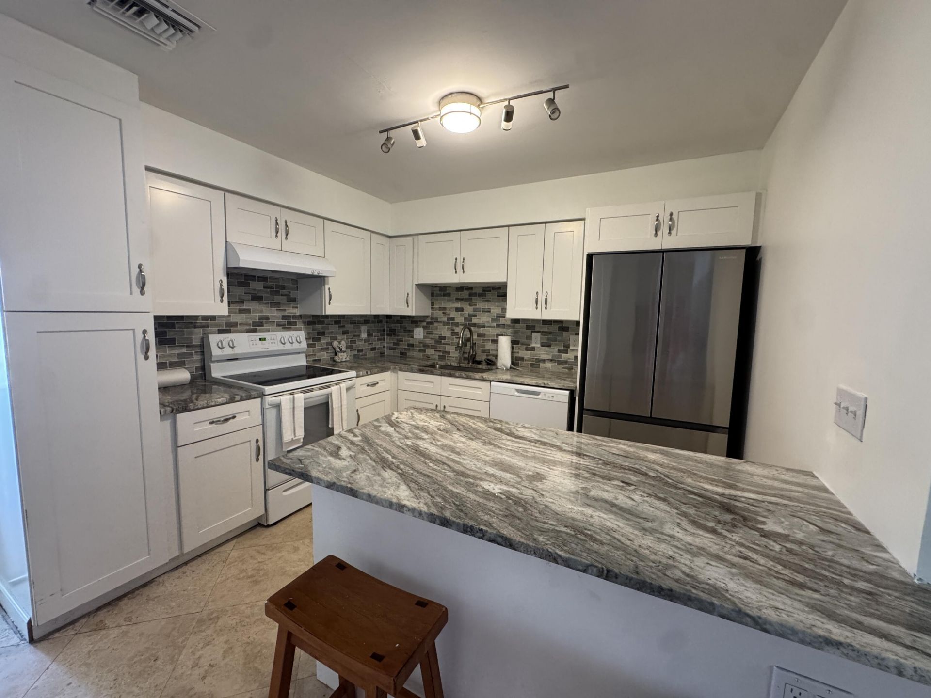 3957 Harwood Street, West Palm Beach, FL 33403 Photo