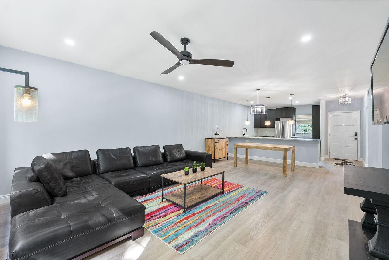 6731 Cypress Road, Unit 205, Plantation, FL 33317 Photo