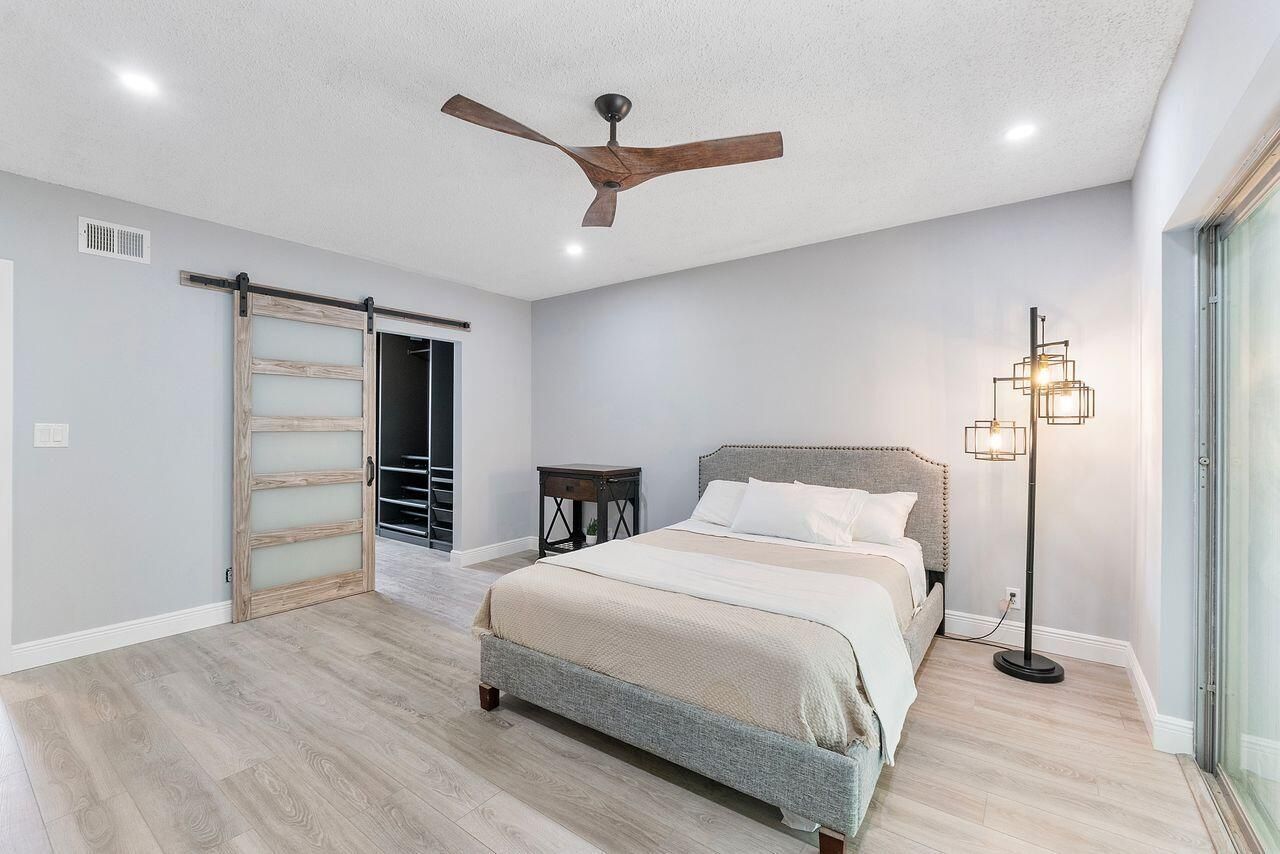 6731 Cypress Road, Unit 205, Plantation, FL 33317 Photo