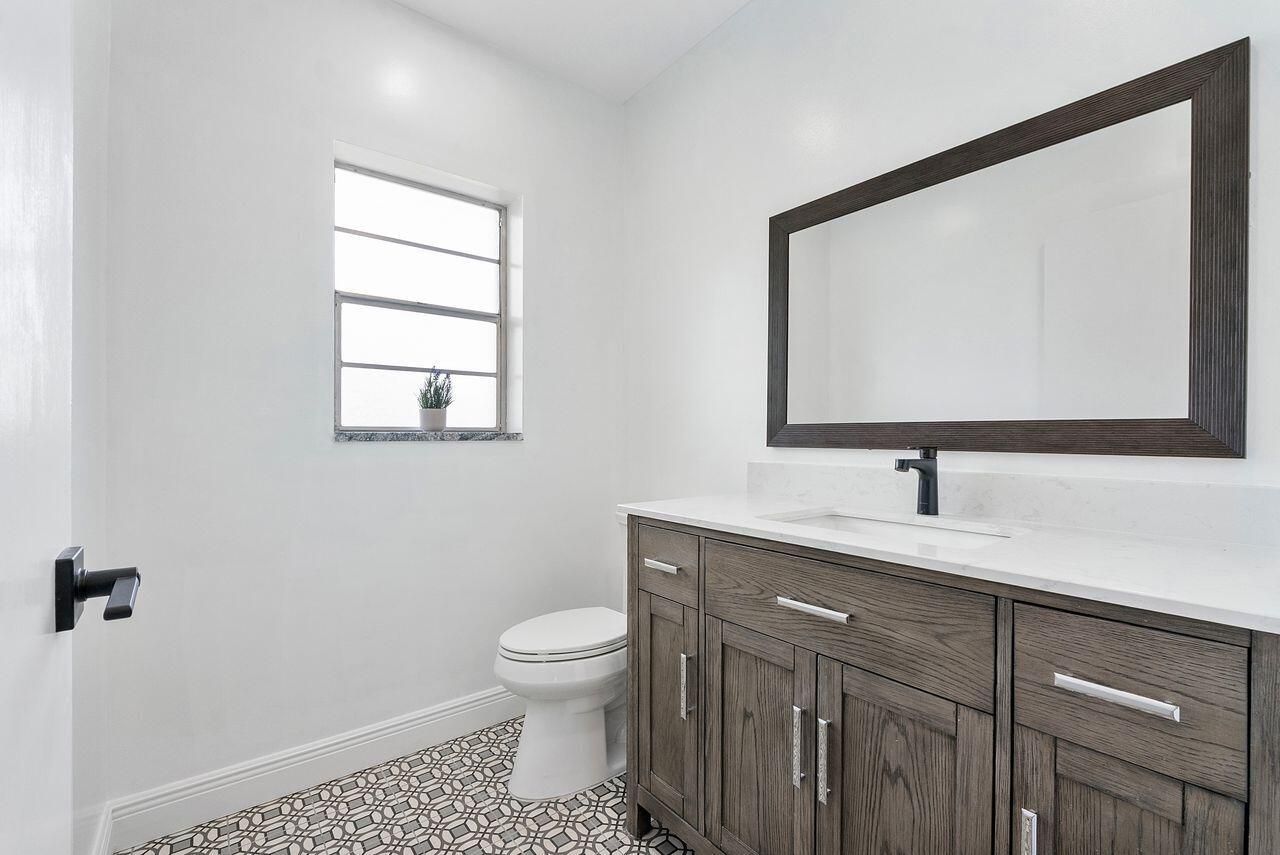 6731 Cypress Road, Unit 205, Plantation, FL 33317 Photo