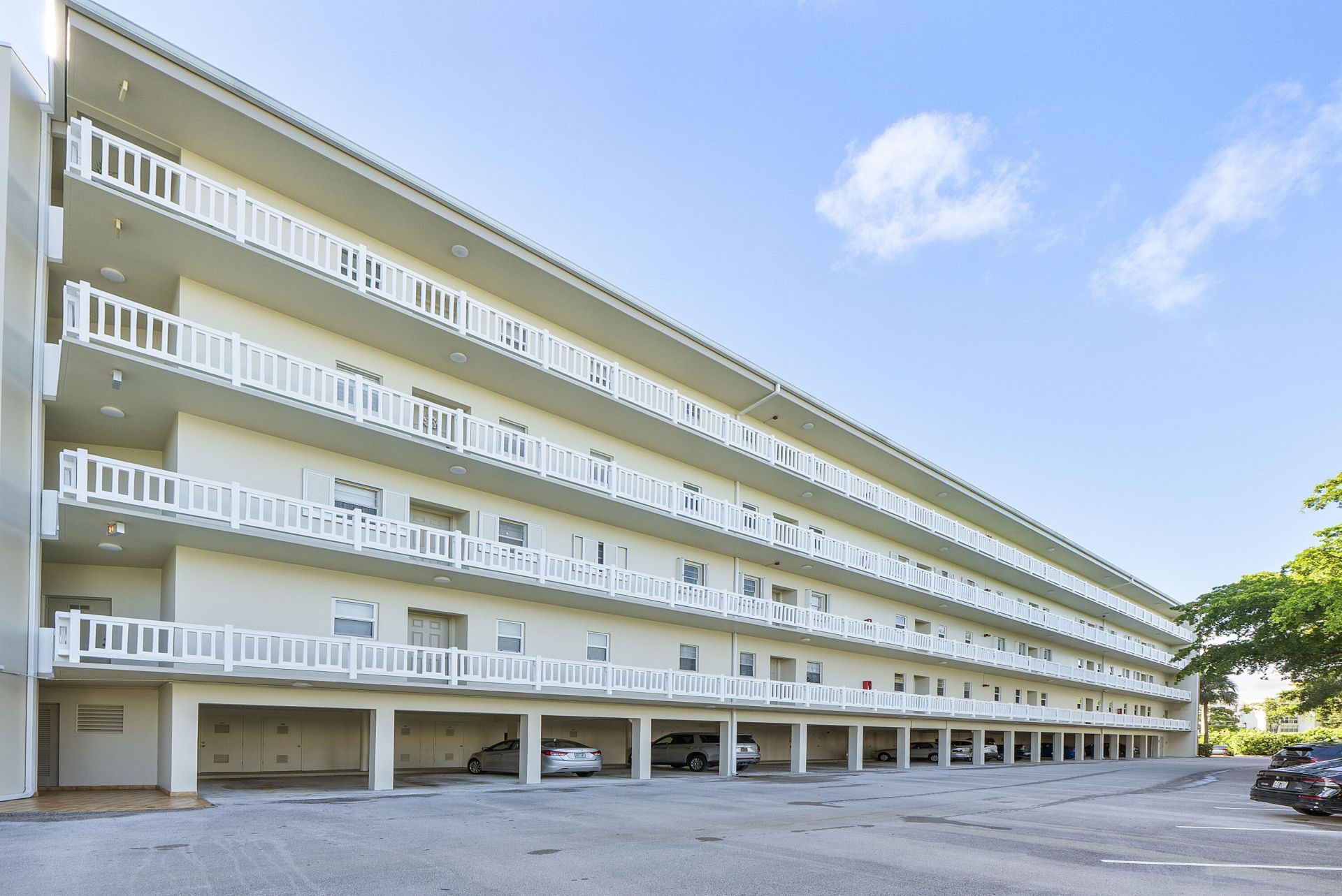 6731 Cypress Road, Unit 205, Plantation, FL 33317 Photo