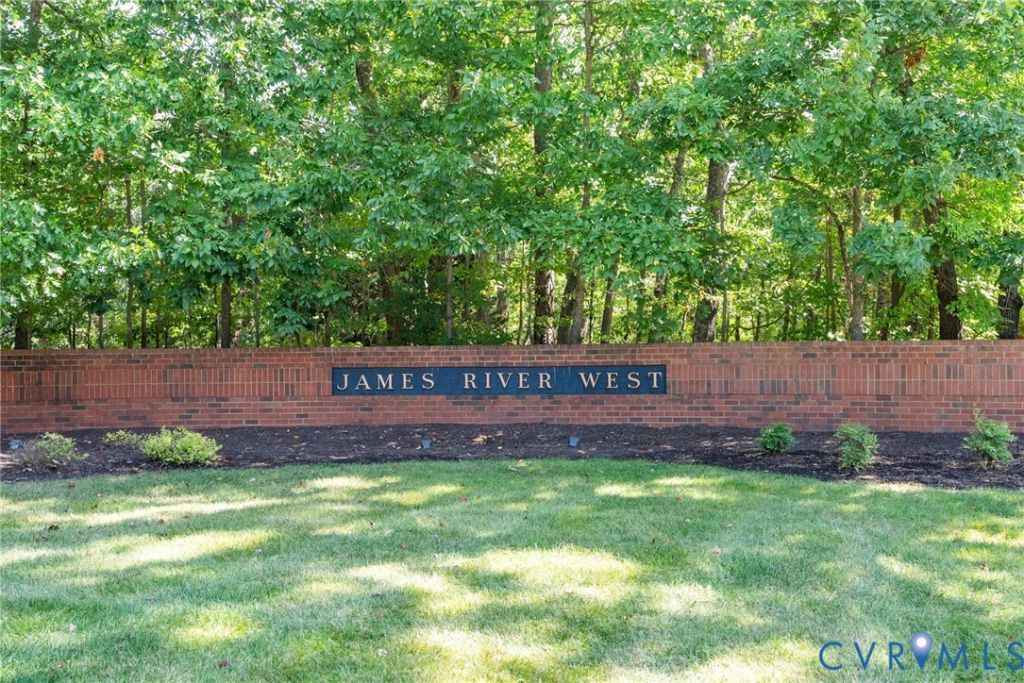 13001 River Hills Drive, Midlothian, VA 23113 Main Photo