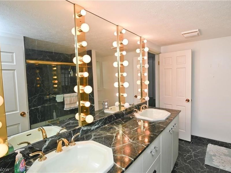 5200 West Boulevard, Unit 505, Youngstown, OH 44512 Photo 22