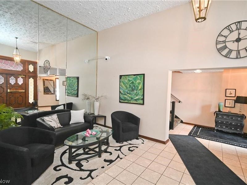 5200 West Boulevard, Unit 505, Youngstown, OH 44512 Photo 3