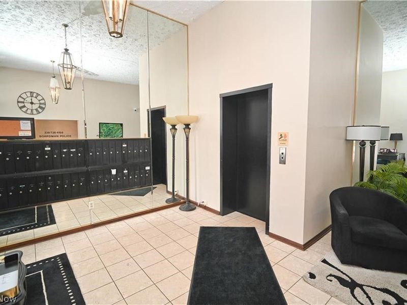 5200 West Boulevard, Unit 505, Youngstown, OH 44512 Photo 4