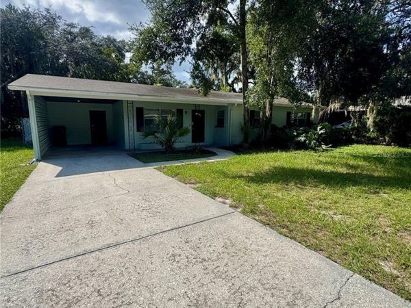 7602 PINE HILL DRIVE , TAMPA, FL 33617