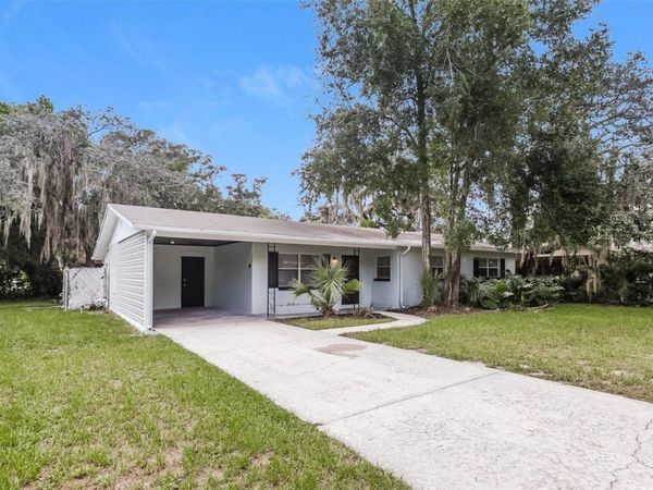 7602 PINE HILL DRIVE , TAMPA, FL 33617