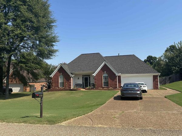 10330 LOFTIN DR, Olive Branch, MS 38654