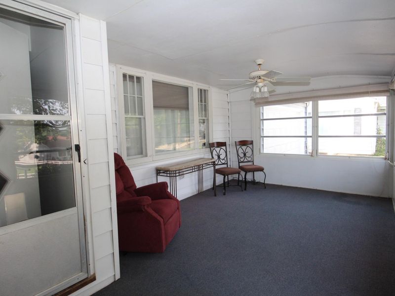 866 Lakeshore Drive W, Hebron, OH 43025 Photo 5