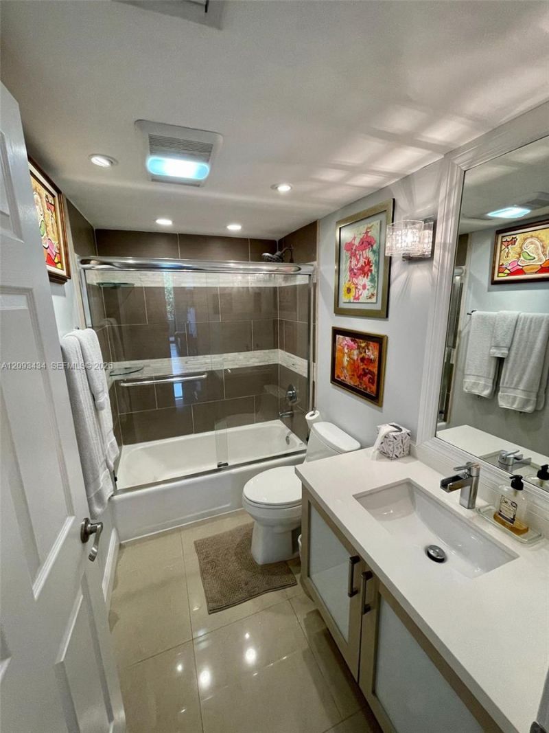 151 Crandon Blvd, Unit 430, Key Biscayne, FL 33149 Photo