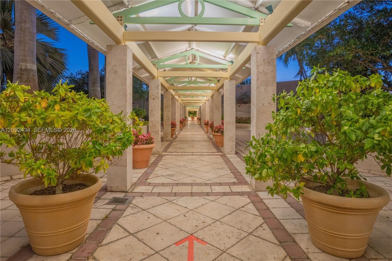 151 Crandon Blvd, Unit 430, Key Biscayne, FL 33149 Photo