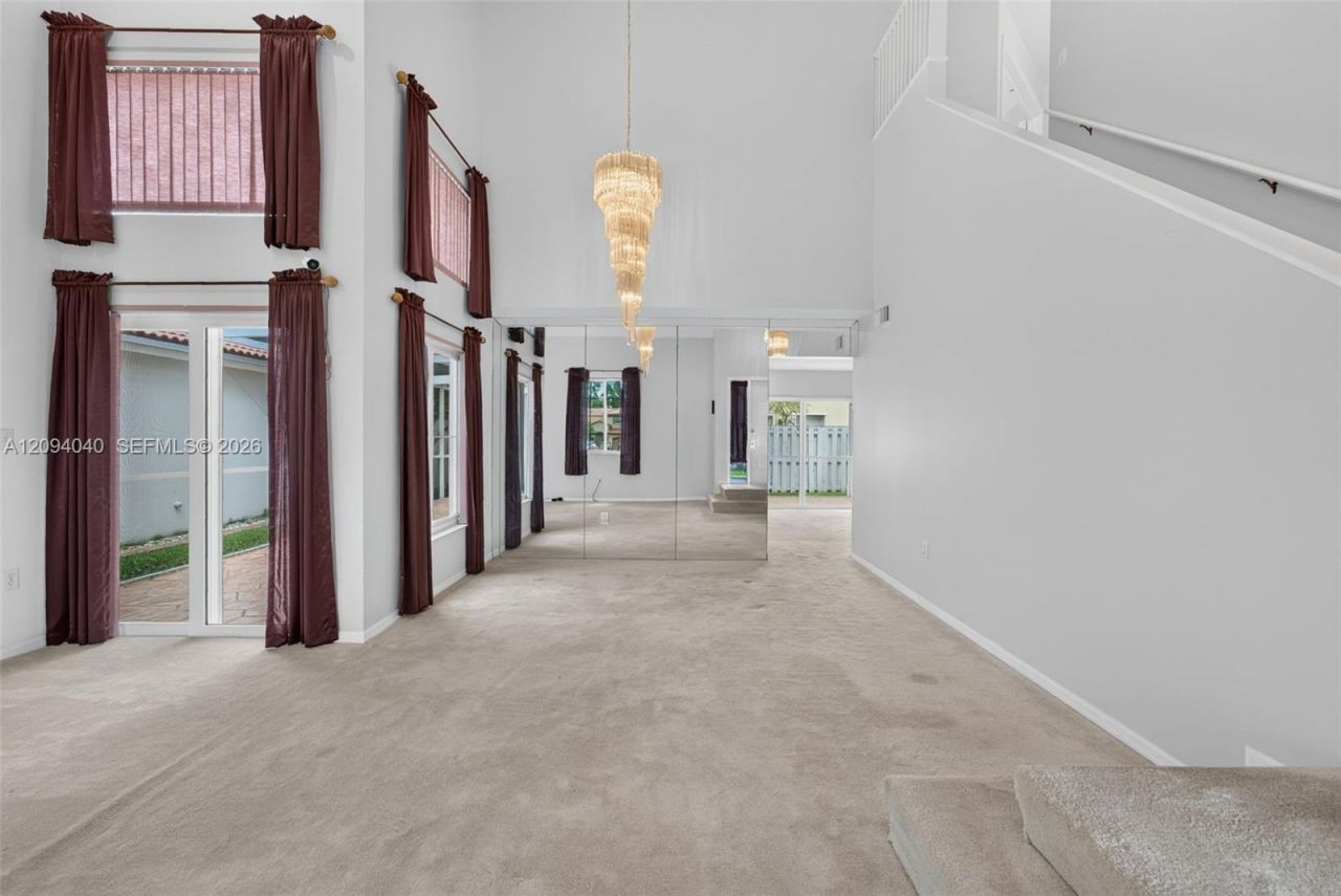 1248 NW 125th Ter, Sunrise, FL 33323 Photo