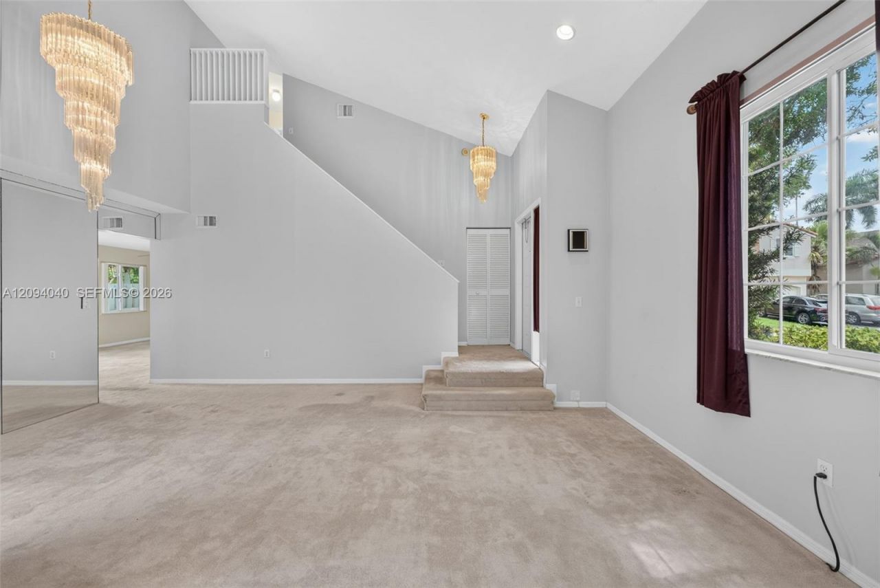 1248 NW 125th Ter, Sunrise, FL 33323 Photo