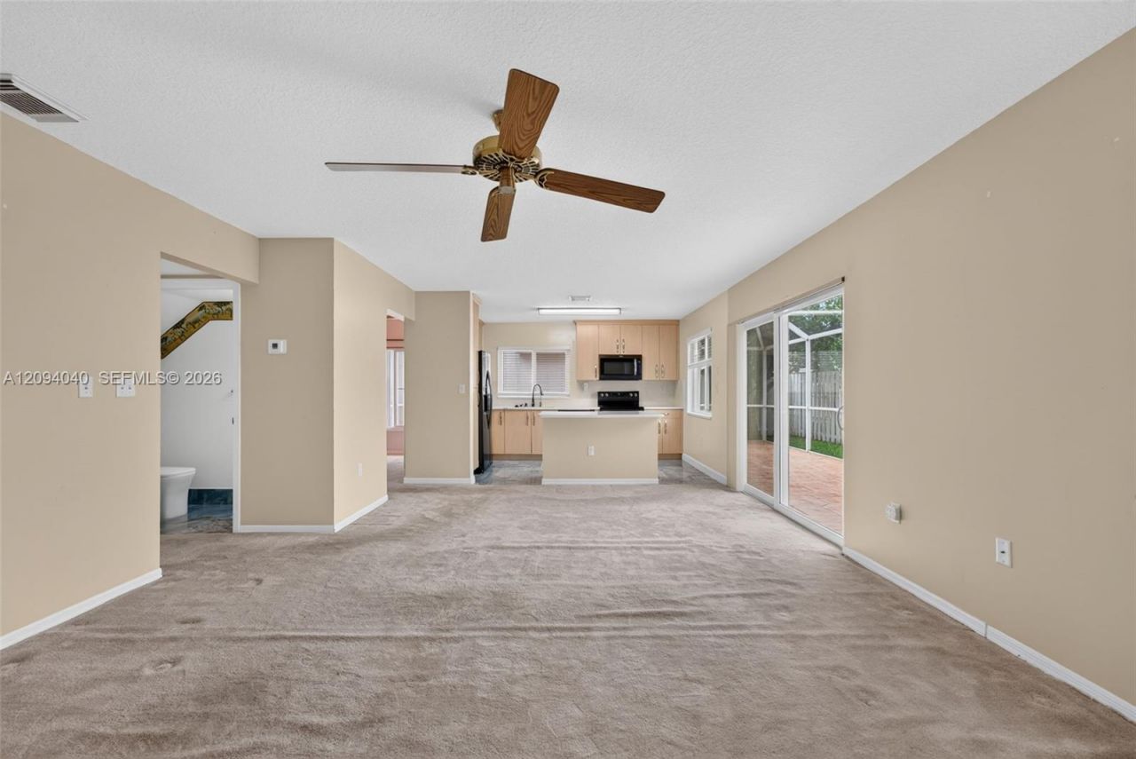 1248 NW 125th Ter, Sunrise, FL 33323 Photo