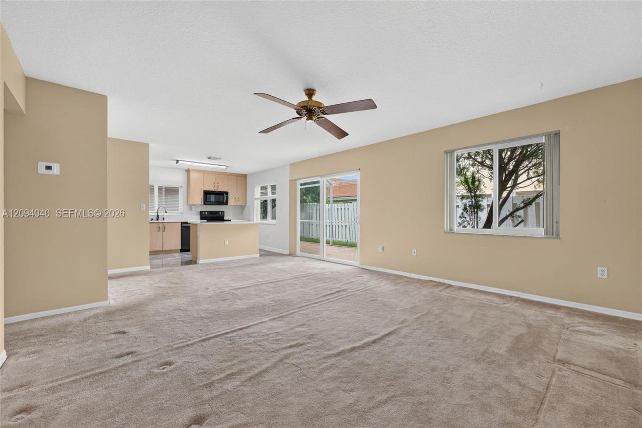 1248 NW 125th Ter, Sunrise, FL 33323 Photo