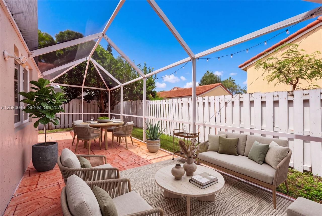 1248 NW 125th Ter, Sunrise, FL 33323 Photo