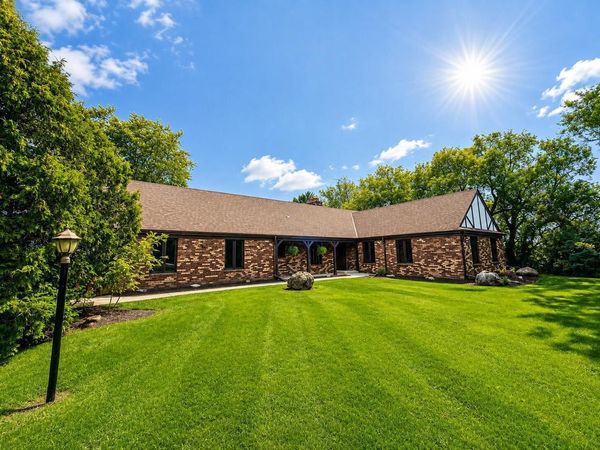 4938 Raynor AVENUE, Franksville, WI 53126