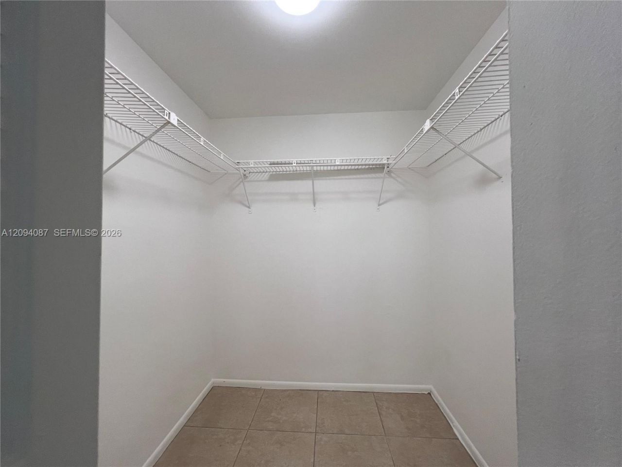 7825 Fairview Dr , Unit 202, Tamarac, FL 33321 Photo