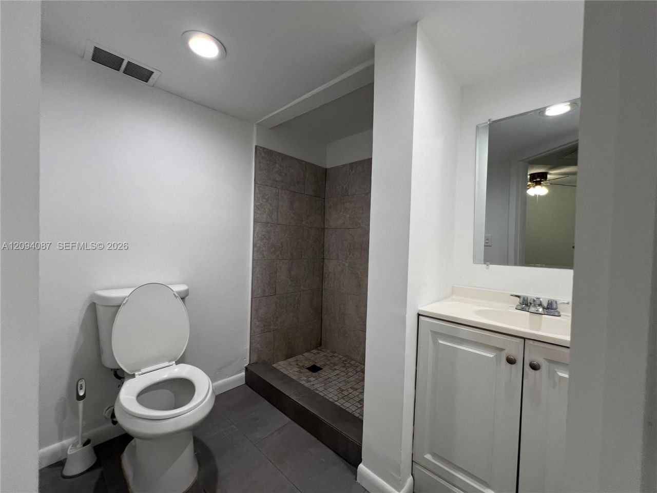 7825 Fairview Dr , Unit 202, Tamarac, FL 33321 Photo