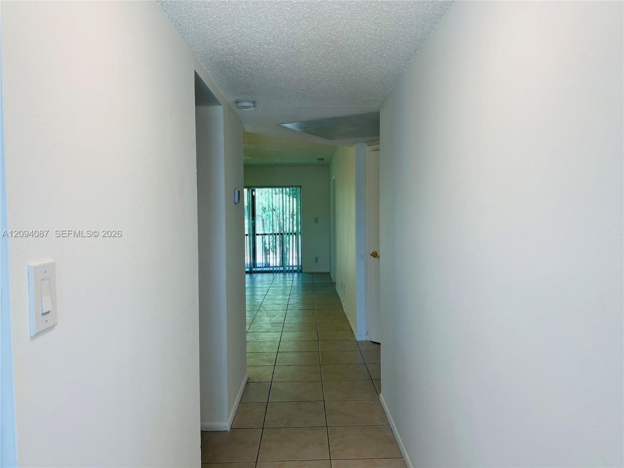 7825 Fairview Dr , Unit 202, Tamarac, FL 33321 Photo
