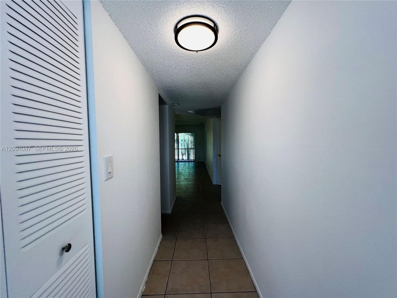 7825 Fairview Dr , Unit 202, Tamarac, FL 33321 Photo
