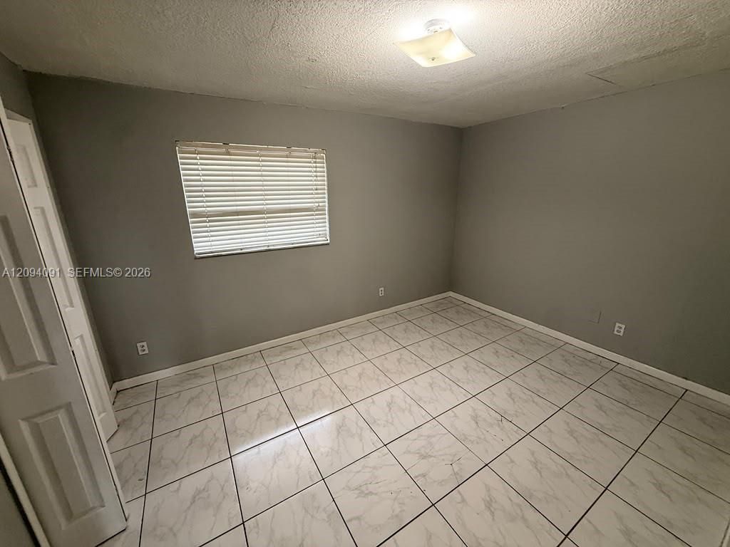 633 W 68th St, Unit 633, Hialeah, FL 33014 Photo