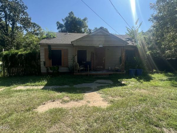 1914 Shady Lane Drive, Jackson, MS 39204